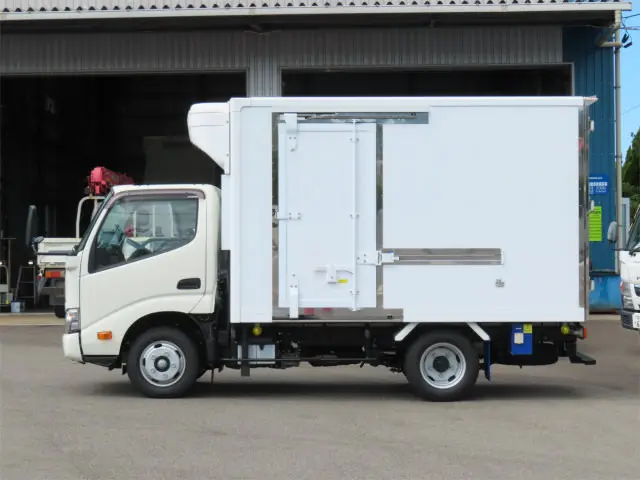 日野 デュトロ 2KG-XZC605M(2WD)の写真3