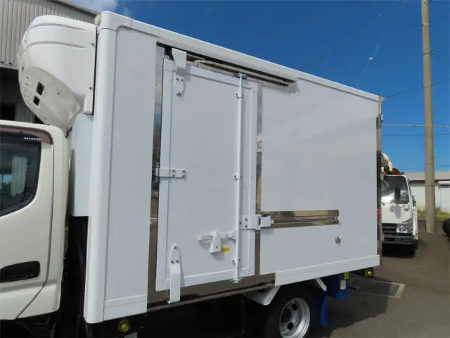 日野 デュトロ 2KG-XZC605M(2WD)の写真32