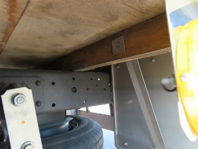いすゞ エルフ 2RG-NJR88A(2WD)の写真44