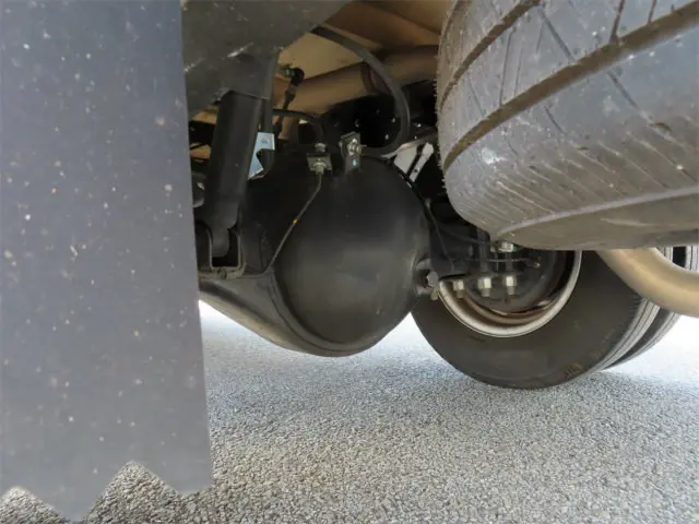 いすゞ エルフ 2RG-NJR88A(2WD)の写真48