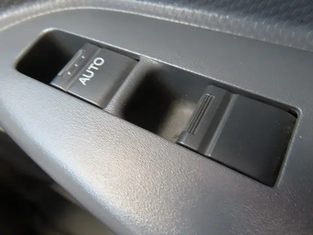 いすゞ エルフ TKG-NPR85YN(2WD)の写真19