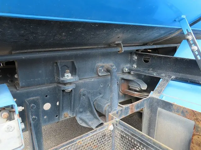 いすゞ エルフ TKG-NPR85YN(2WD)の写真40