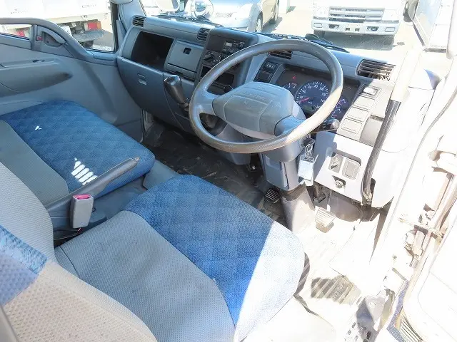 三菱 キャンター PA-FE71DBD(2WD)の写真3
