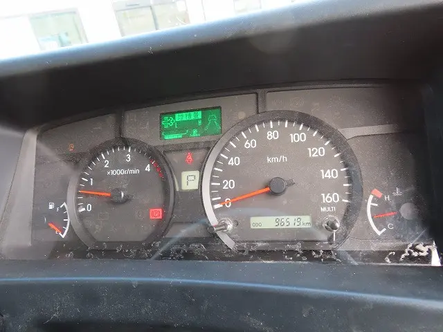 いすゞ エルフ 2RG-NPR88AN(2WD)の写真11