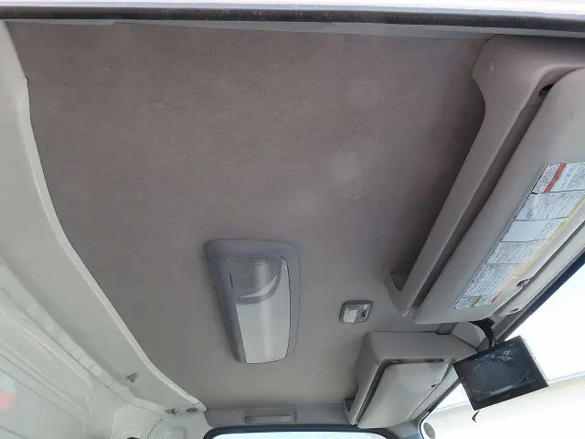 いすゞ エルフ 2RG-NPR88AN(2WD)の写真20