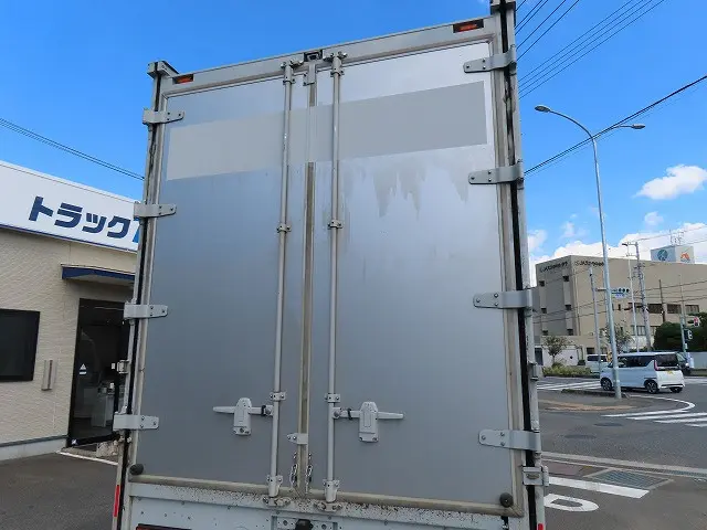 いすゞ エルフ 2RG-NPR88AN(2WD)の写真29
