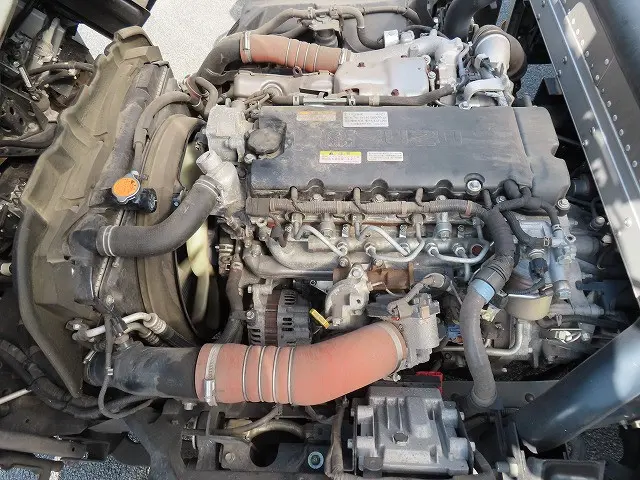 いすゞ エルフ 2RG-NPR88AN(2WD)の写真39