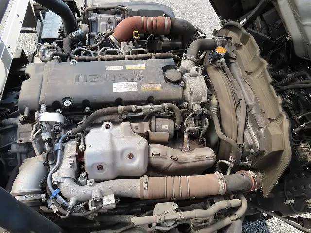 いすゞ エルフ 2RG-NPR88AN(2WD)の写真40