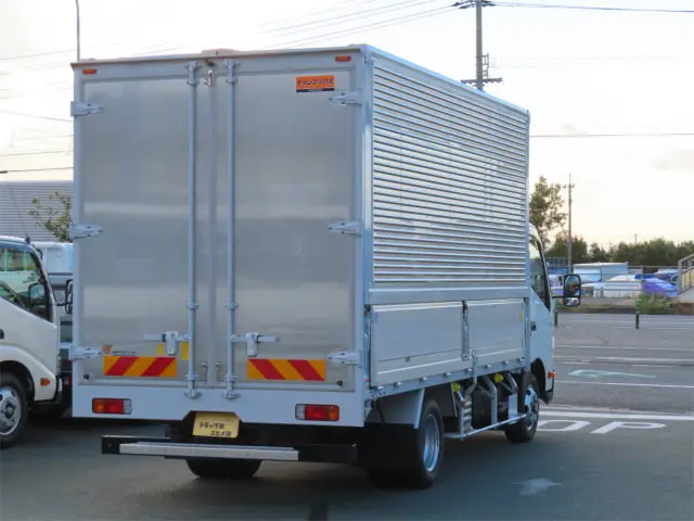 日野 デュトロ 2KG-XZU712M(2WD)の写真2