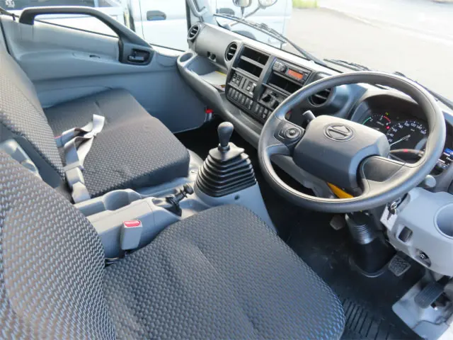 日野 デュトロ 2KG-XZU712M(2WD)の写真4