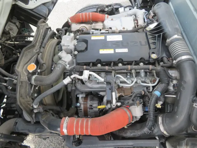 いすゞ エルフ 2RG-NJR88A(2WD)の写真34