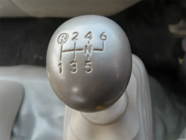 日野 デュトロ BDG-XZU404X(2WD)の写真15
