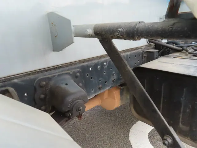 日野 デュトロ BDG-XZU404X(2WD)の写真36