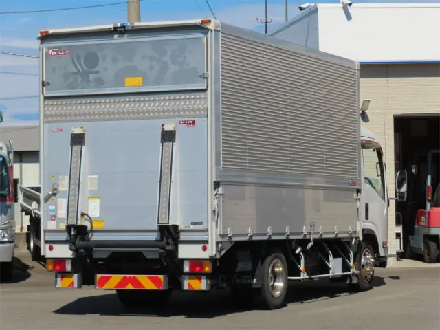 いすゞ エルフ TPG-NPR85AN(2WD)の写真2