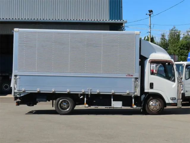 いすゞ エルフ TPG-NPR85AN(2WD)の写真4