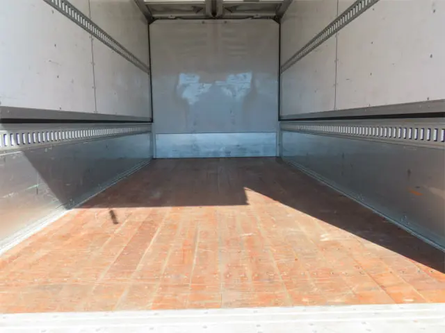 いすゞ エルフ TPG-NPR85AN(2WD)の写真19