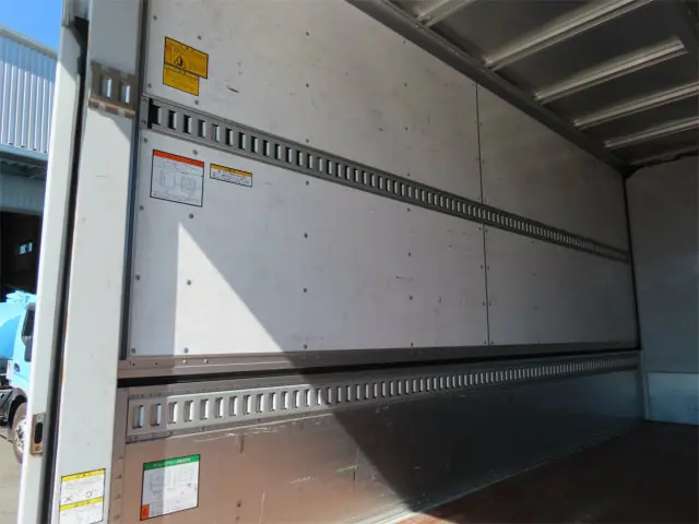 いすゞ エルフ TPG-NPR85AN(2WD)の写真22