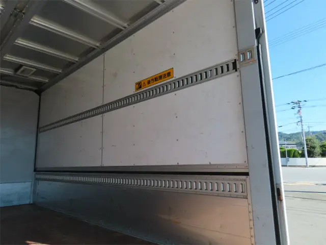 いすゞ エルフ TPG-NPR85AN(2WD)の写真23