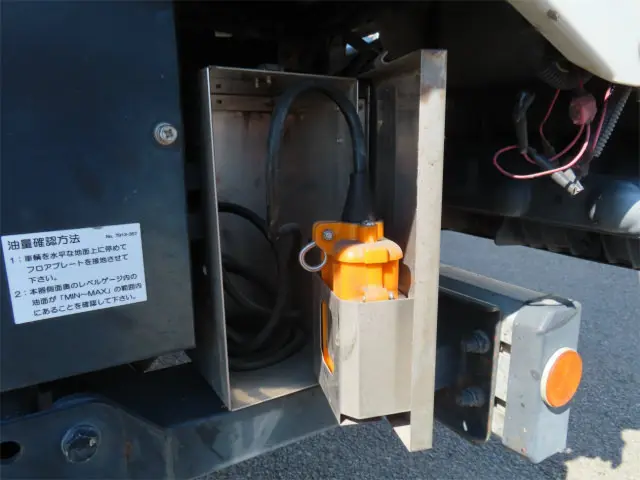 いすゞ エルフ TPG-NPR85AN(2WD)の写真38