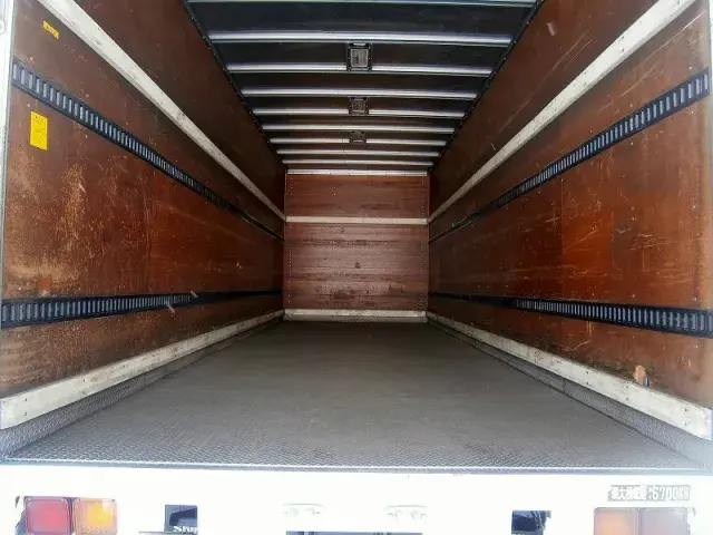 三菱 ファイター KL-FK61HMZ(2WD)の写真3