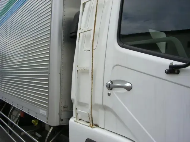 三菱 ファイター KL-FK61HMZ(2WD)の写真15