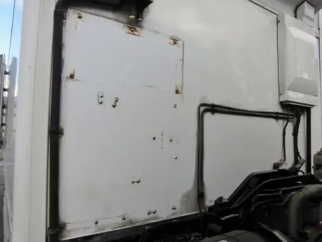 三菱 ファイター KL-FK61FLZ(2WD)の写真15