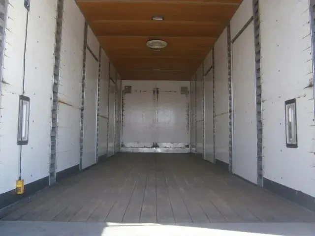 三菱 ファイター KL-FK61FLZ(2WD)の写真3