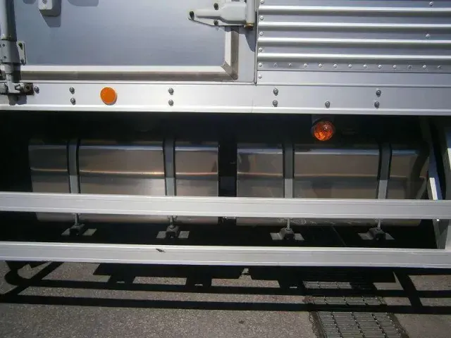 三菱 ファイター KL-FK61FLZ(2WD)の写真16