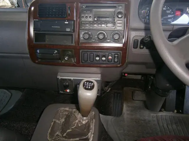 三菱 ファイター KL-FK61FLZ(2WD)の写真19