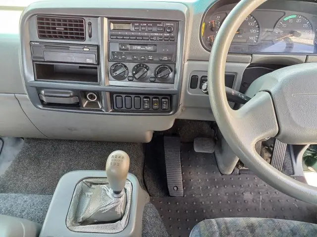 三菱 ファイター PJ-FK64FMZ(2WD)の写真23