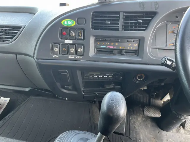 いすゞ フォワード PA-FRR34P4(2WD)の写真23