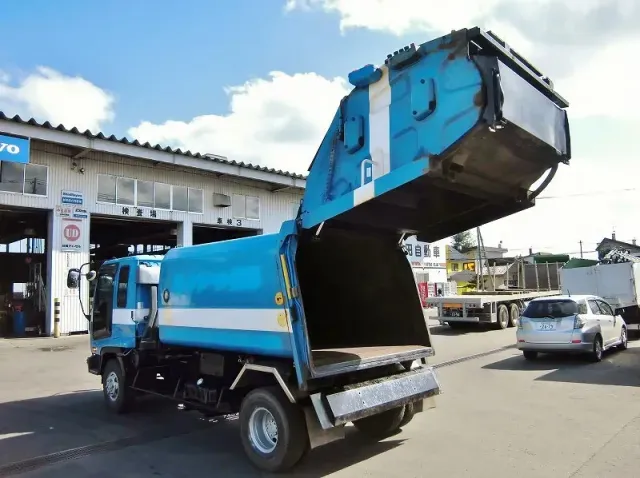 いすゞ フォワード PB-FRS35G3J(4WD)の写真11