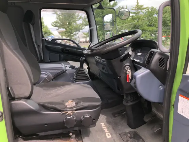 日野 レンジャー ADG-FE7JGWA(2WD)の写真22