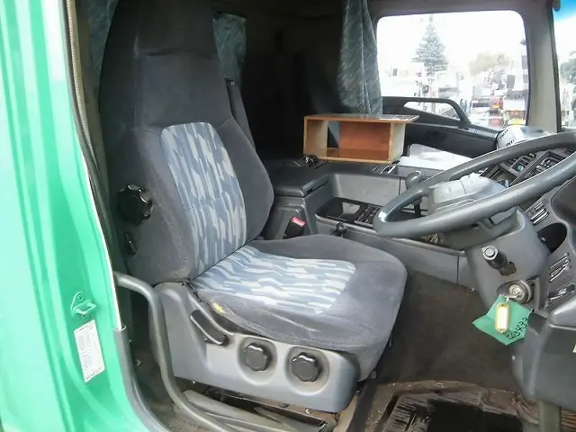 三菱 スーパーグレート PJ-FU50JZ(6x2)の写真4