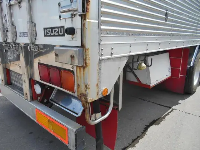 いすゞ ギガ PKG-CYL77V8(6x2)の写真19