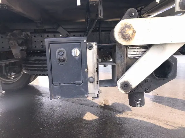 三菱 キャンター TPG-FEA50(2WD)の写真18