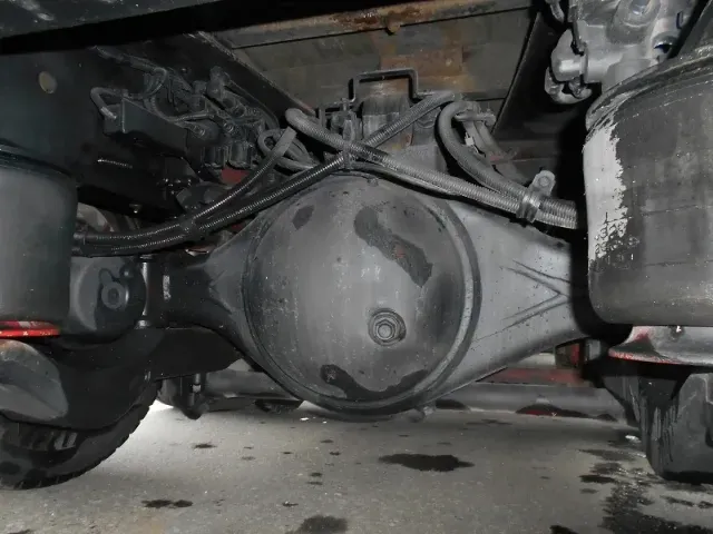 いすゞ ギガ PJ-CYJ51W5(8x4)の写真11