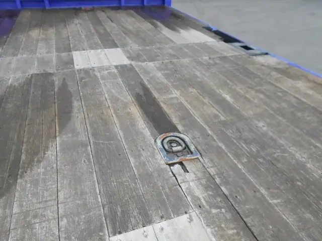 いすゞ ギガ PJ-CYJ51W5(8x4)の写真17