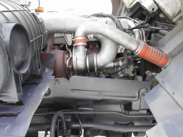 いすゞ ギガ PJ-CYJ51W5(8x4)の写真20