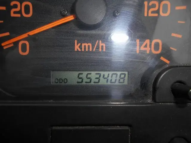 いすゞ ギガ PJ-CYJ51W5(8x4)の写真24