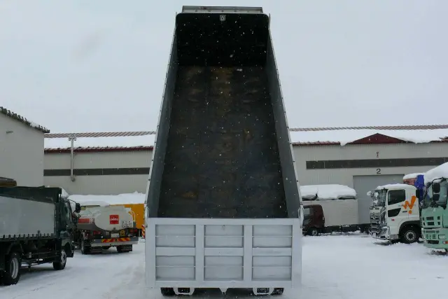 日野 プロフィア PK-FS1EPWA(6x4)の写真7