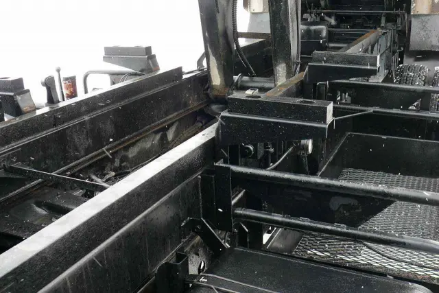 日野 プロフィア PK-FS1EPWA(6x4)の写真14