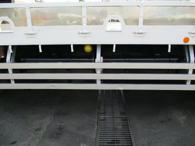 ＵＤ ビックサム KL-CG48ZVX(8x4)の写真16