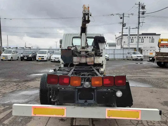 三菱 ファイター PJ-FK62FZ(2WD)の写真5