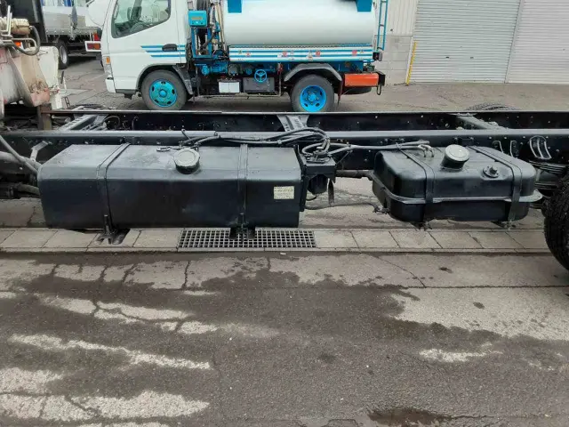 三菱 ファイター PJ-FK62FZ(2WD)の写真13