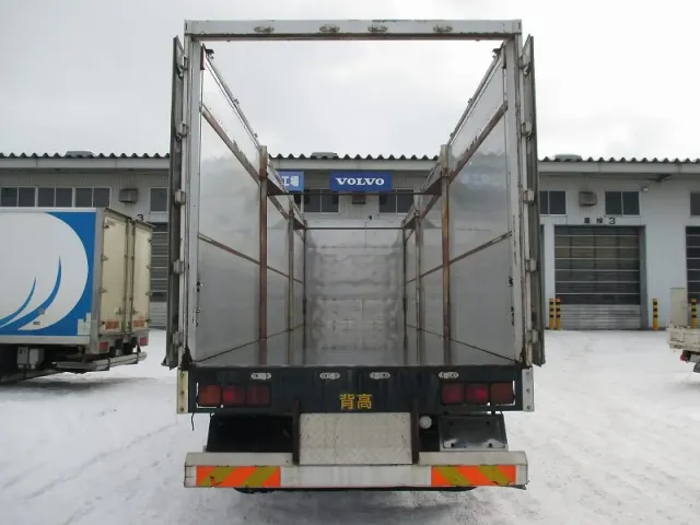 UD クオン ADG-CD4ZA(6x2)の写真3