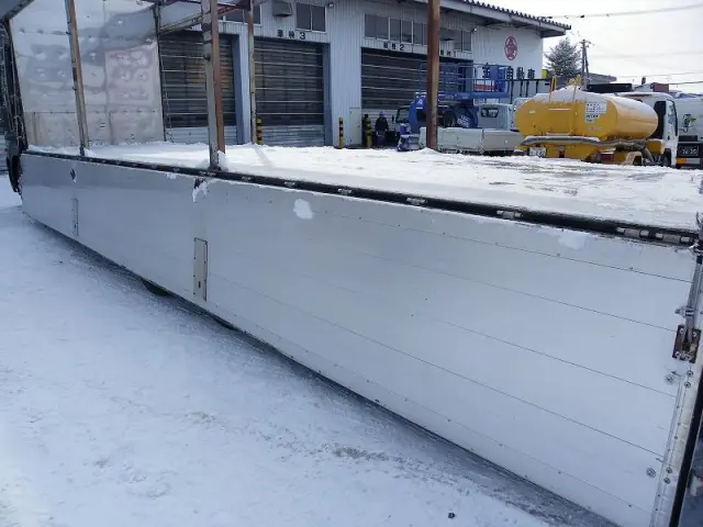 UD クオン ADG-CD4ZA(6x2)の写真17