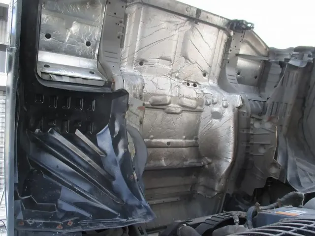 UD クオン ADG-CD4ZA(6x2)の写真19