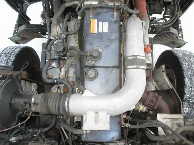 UD クオン ADG-CD4ZA(6x2)の写真22