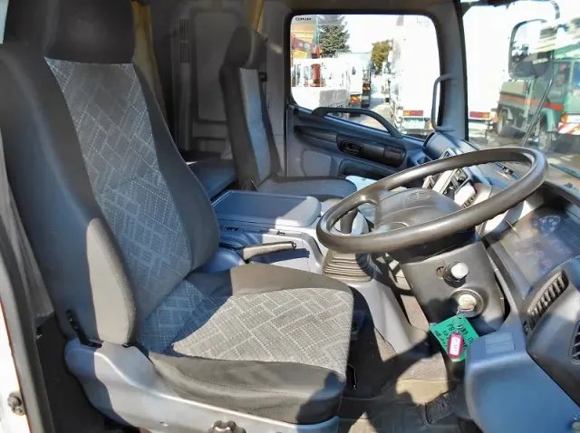 日野 レンジャー PB-FD7JPFA(2WD)の写真4
